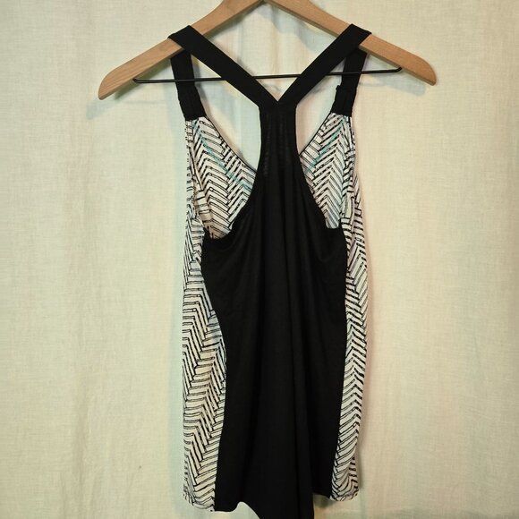 Xhilaration tank top womens Small black white chevron racerback a-line - Picture 3 of 7